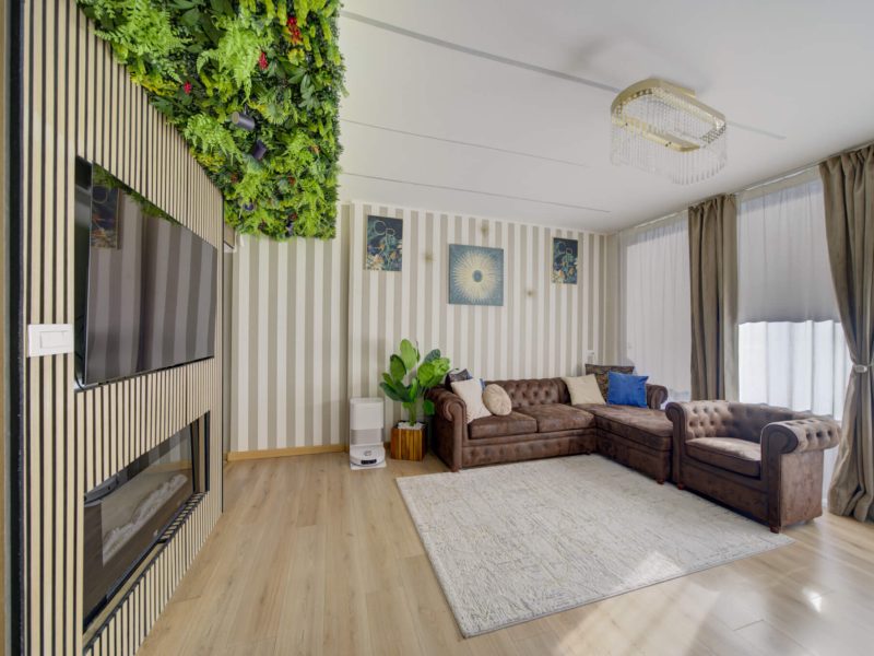 VILLA A SCHIERA COMPLETAMENTE RISTRUTTURATA