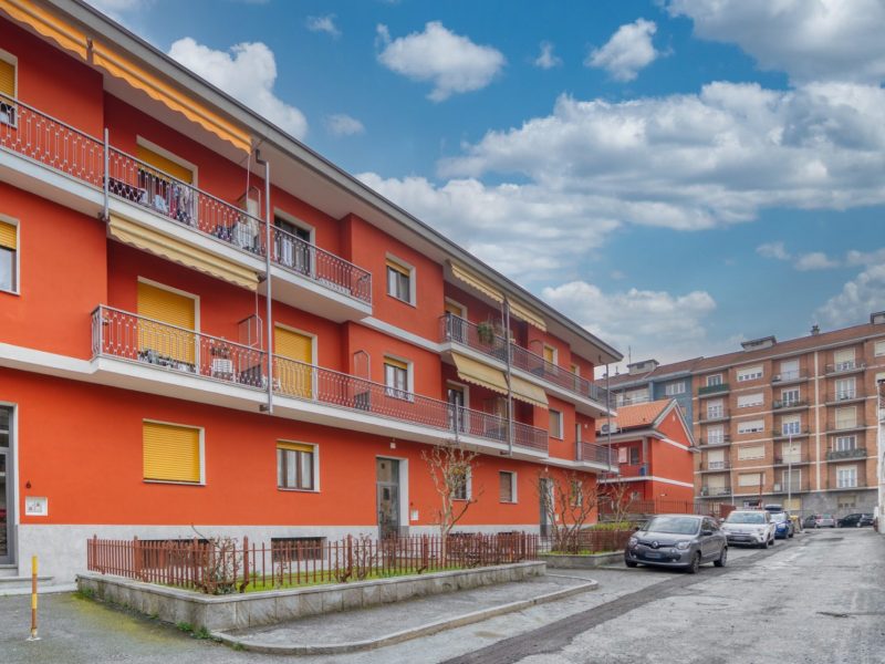 AMPIO BILOCALE IN ZONA TRANQUILLA E BEN SERVITA